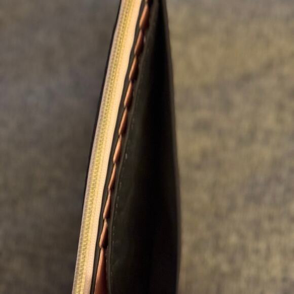 Toughergun Womens RFID Blocking Multi Card Organizer Wallet with Zipper Pocket - Picture 6 of 12